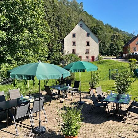 Gasthaus Zur Erle Simonswald Exteriör bild